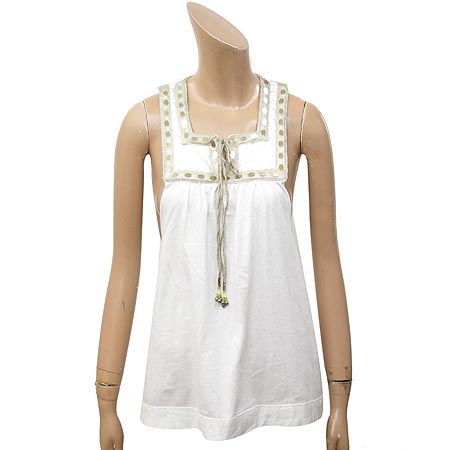 ���ο�  ����