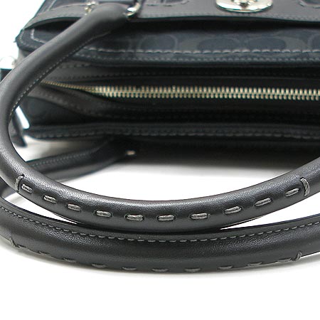 Coach(��ġ) �ñ׳��� ����� �̹���4 - ���̺��� �߰���ǰ
