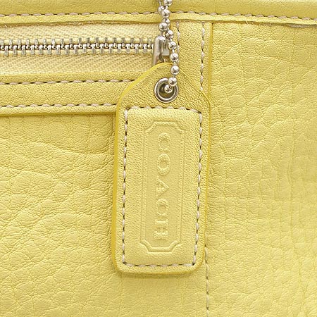 Coach(��ġ) ���ο� ���� ��Ʈ�� �̹���5 - ���̺��� �߰���ǰ
