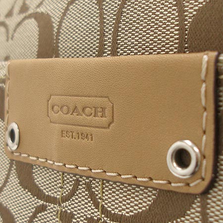 Coach(��ġ) �ٰ� ����� �̹���4 - ���̺��� �߰���ǰ