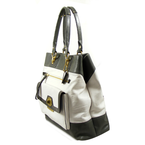 COACH ���� ����� �̹���3 - ���̺��� �߰���ǰ