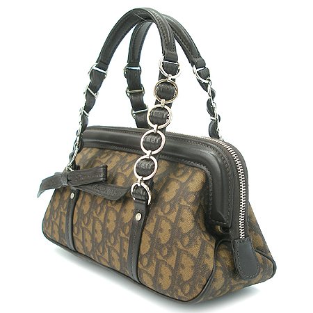 Dior(ũ����î���) ��Ʈ�� �̹���3 - ���̺��� �߰���ǰ