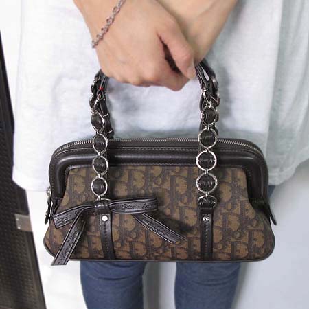 Dior(ũ����î���) ��Ʈ�� �̹���5 - ���̺��� �߰���ǰ