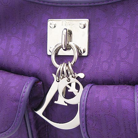 Dior(ũ����î���) ������ø� ���� �ΰ� �к긯 2���� ����� �̹���4 - ���̺��� �߰���ǰ