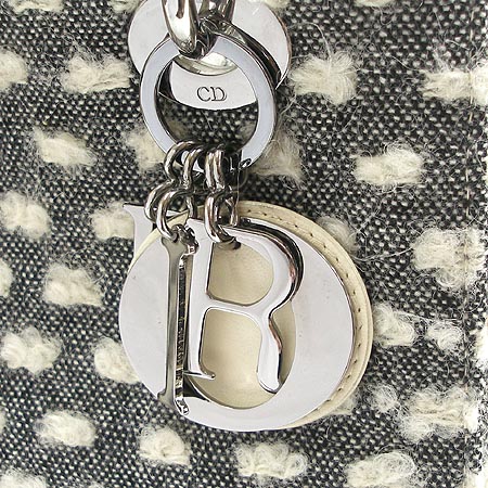 Dior(ũ����î���) ��Ʈ�� �̹���5 - ���̺��� �߰���ǰ