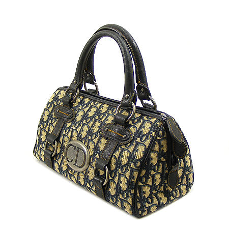 Dior(ũ����î���) TNL44241 ������ ��Ʈ�� (�Ե���ȭ��) �̹���3 - ���̺��� �߰���ǰ