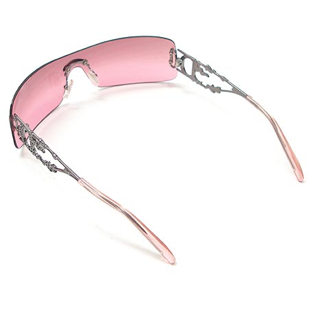 Dior(ũ����î���) ���۶� �̹���4 - ���̺��� �߰���ǰ