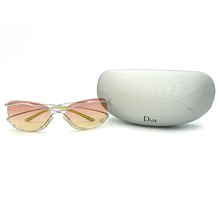 Dior(ũ����î���) ���۶� �̹���2 - ���̺��� �߰���ǰ