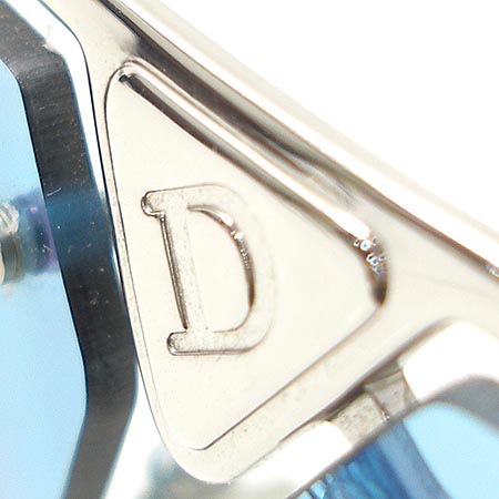 Dior(ũ����î���) ���۶� �̹���5 - ���̺��� �߰���ǰ