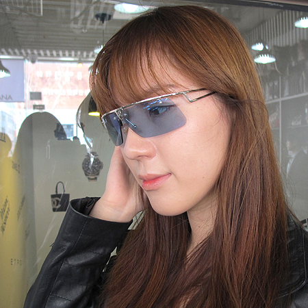 Dior(ũ����î���) ���۶� �̹���6 - ���̺��� �߰���ǰ
