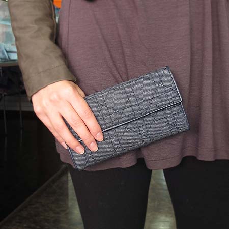 Dior(ũ����î���) ������ �̹���5 - ���̺��� �߰���ǰ