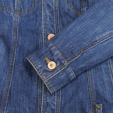 D&G û���� �̹���3 - ���̺��� �߰���ǰ