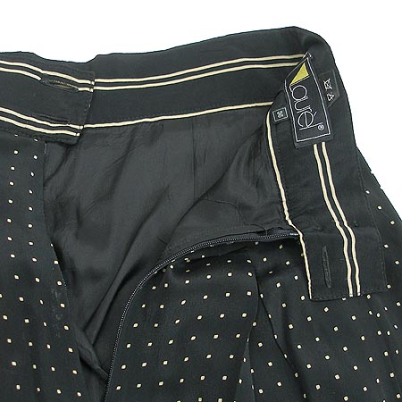 Escada(�������) (LUELLA)- ���ǽ� ���� �̹���2 - ���̺��� �߰���ǰ