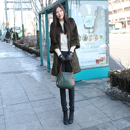 Etro(��Ʈ��) ����̺� ����� �̹���5 - ���̺��� �߰���ǰ