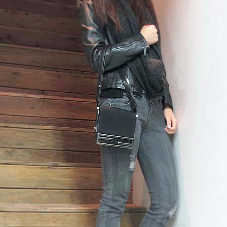 Fendi(���)* ����� �̹���5 - ���̺��� �߰���ǰ