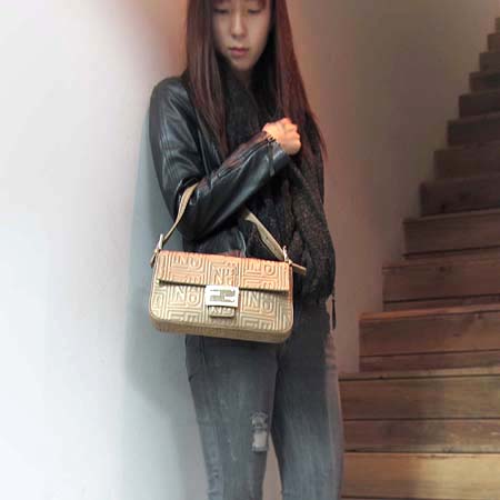 Fendi(���) 8BR600 ����� �̹���5 - ���̺��� �߰���ǰ