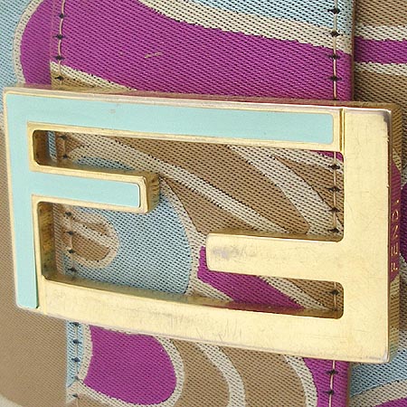 Fendi(���) �簢 �Ŀ�ġ �� ��Ʈ�� �̹���4 - ���̺��� �߰���ǰ
