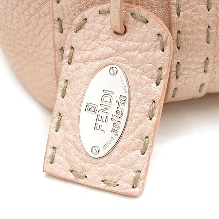 Fendi(���) �������� ��Ʈ�� �̹���3 - ���̺��� �߰���ǰ
