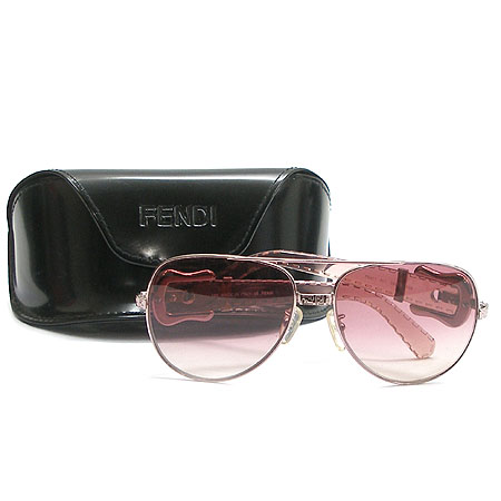 Fendi(���) ���۶� �̹���2 - ���̺��� �߰���ǰ
