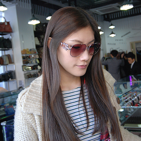 Fendi(���) ���۶� �̹���6 - ���̺��� �߰���ǰ