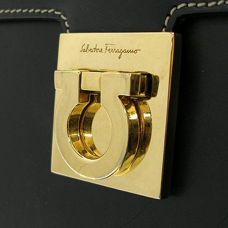 Ferragamo(��󰡸�) ��Ʈ�� �̹���4 - ���̺��� �߰���ǰ