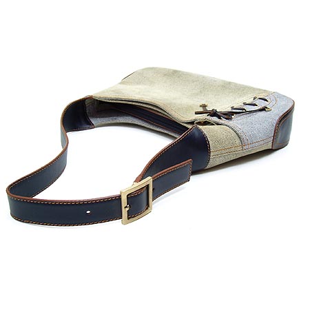 Ferragamo(��󰡸�) ����� �̹���4 - ���̺��� �߰���ǰ