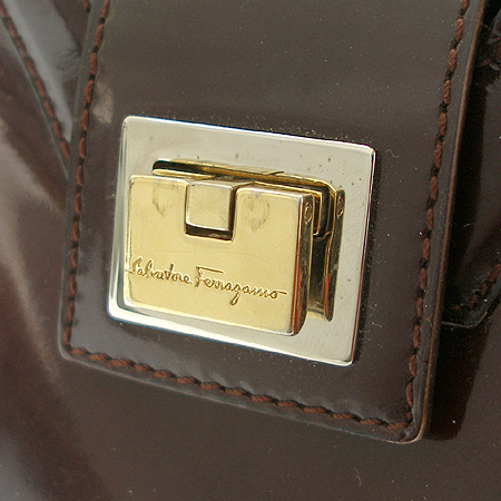 Ferragamo(��󰡸�) ����� �̹���4 - ���̺��� �߰���ǰ