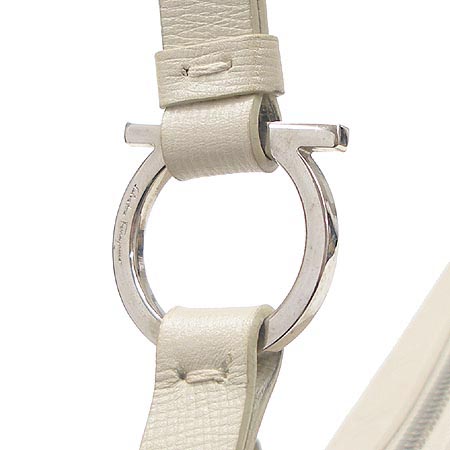 Ferragamo(��󰡸�) 21-4328 ����� �̹���3 - ���̺��� �߰���ǰ