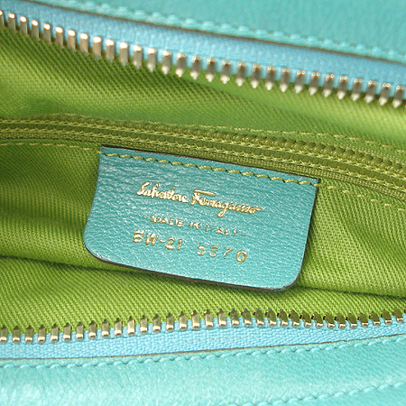 Ferragamo(��󰡸�) 21-5370 ��Ʈ�� �̹���4 - ���̺��� �߰���ǰ