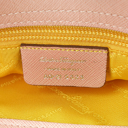 Ferragamo(��󰡸�) 21-5323 ��Ʈ�� �̹���4 - ���̺��� �߰���ǰ