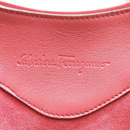Ferragamo(��󰡸�) 21-5839 ����� �̹���3 - ���̺��� �߰���ǰ
