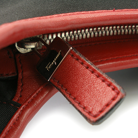 Ferragamo(��󰡸�) ����� �̹���4 - ���̺��� �߰���ǰ