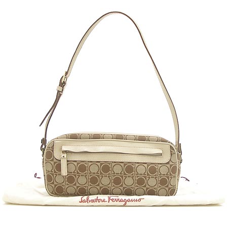 Ferragamo(��󰡸�) 21-3323 ��ġ�� �ΰ� ����� �̹���2 - ���̺��� �߰���ǰ