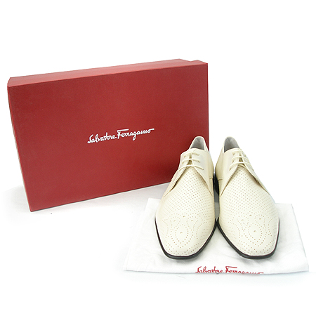 Ferragamo(󰡸)  ̹2 - ̺ ߰ǰ