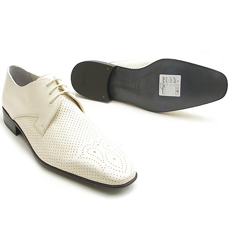 Ferragamo(󰡸)  ̹3 - ̺ ߰ǰ