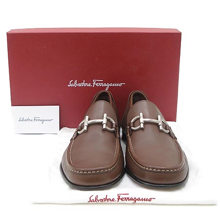 Ferragamo(󰡸) CANCUN  ġ     ̹5 - ̺ ߰ǰ