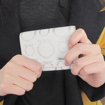 Ferragamo(��󰡸�) 22-7244 �������� �̹���5 - ���̺��� �߰���ǰ
