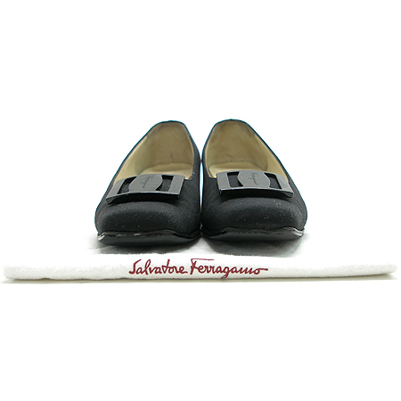 Ferragamo(��󰡸�) ���� �̹���2 - ���̺��� �߰���ǰ
