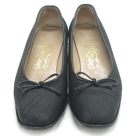 Ferragamo(��󰡸�) ���� �̹���2 - ���̺��� �߰���ǰ