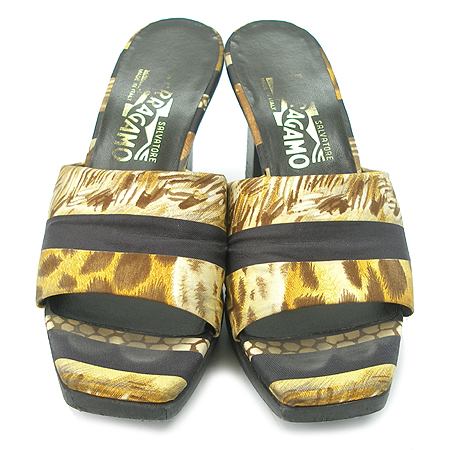 Ferragamo(��󰡸�) ���� �̹���2 - ���̺��� �߰���ǰ