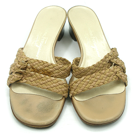Ferragamo(��󰡸�) ���� �̹���2 - ���̺��� �߰���ǰ