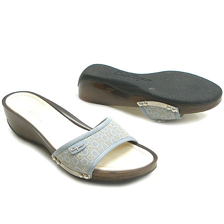 Ferragamo(��󰡸�) ���� �̹���3 - ���̺��� �߰���ǰ