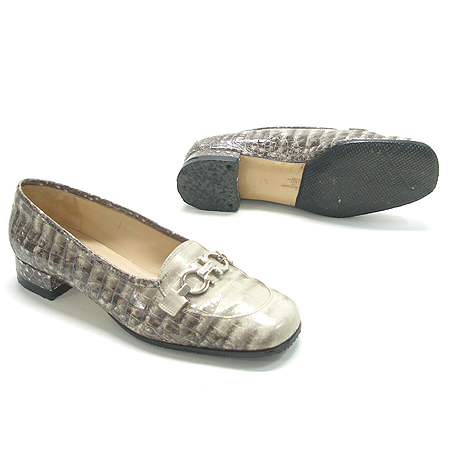 Ferragamo(��󰡸�) ���� �̹���3 - ���̺��� �߰���ǰ