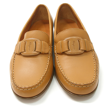 Ferragamo(��󰡸�) ���� �̹���3 - ���̺��� �߰���ǰ