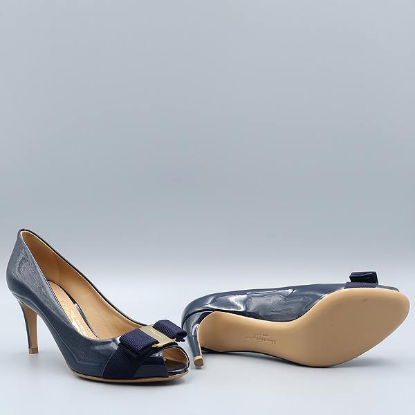 Ferragamo(��󰡸�) POLA ���̺� ���̴�Ʈ ���� �ٶ� ��� ������ ������ ���� - 220mm [����������] �̹���3 - ���̺��� �߰���ǰ