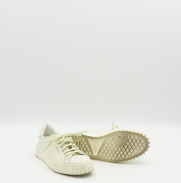 Ferragamo(��󰡸�) CUBE ȭ��Ʈ ���� ������ ����Ŀ�� - 230MM [�д�������] �̹���3 - ���̺��� �߰���ǰ