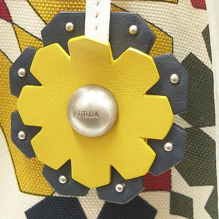 FURLA(�Ƕ�) ��Ʈ�� �̹���4 - ���̺��� �߰���ǰ