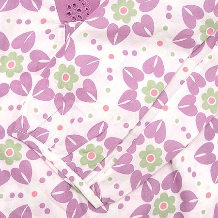 GAP(��) �Ƶ��� Ƽ�� ���� �̹���3 - ���̺��� �߰���ǰ