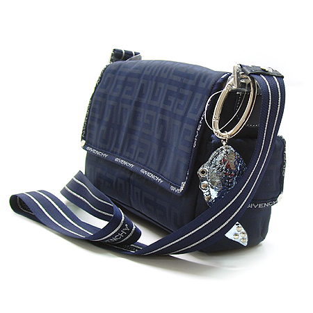 GIVENCHY(�����) ũ�ν��� �̹���2 - ���̺��� �߰���ǰ