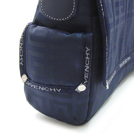 GIVENCHY(�����) ũ�ν��� �̹���5 - ���̺��� �߰���ǰ